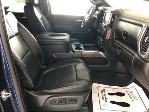 Used 2022 Chevrolet Silverado 2500 High Country AWD/4WD image 11
