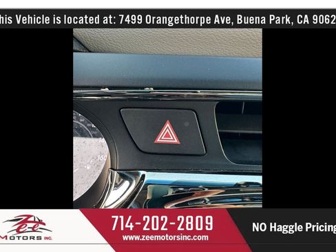 Used 2013 Toyota Avalon Limited w/ Technology Pkg FWD image 26