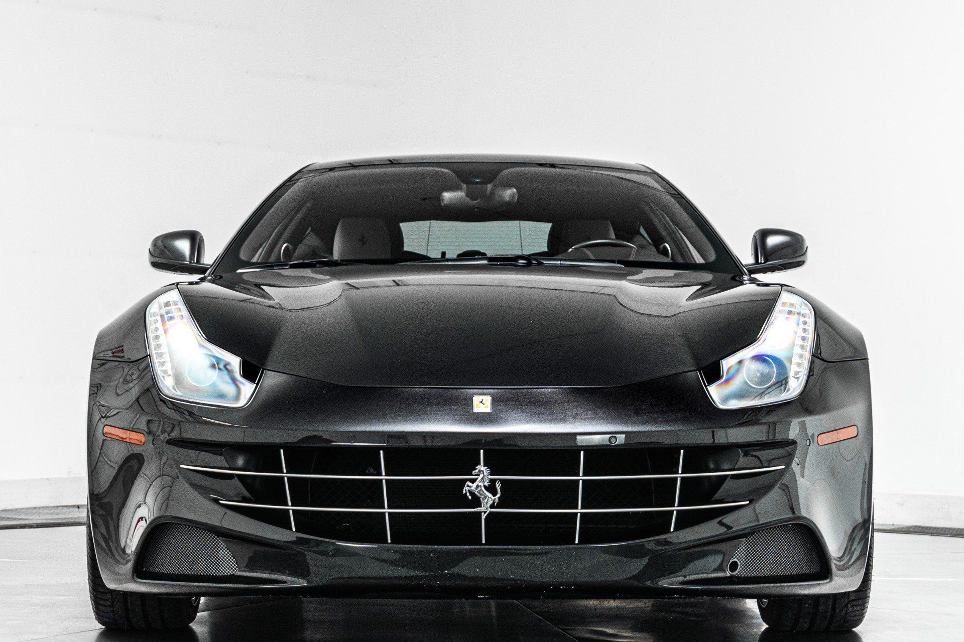 Used 2014 Ferrari FF AWD/4WD image 4