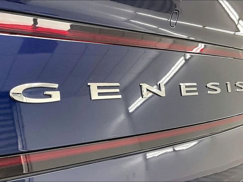 Used 2024 Genesis G90 3.5T AWD/4WD image 8