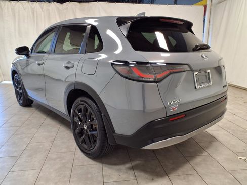 Used 2024 Honda HR-V Sport image 7