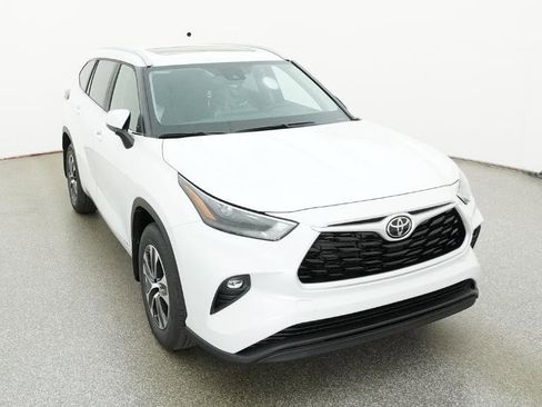 New 2026 Toyota Highlander XLE AWD/4WD image 42