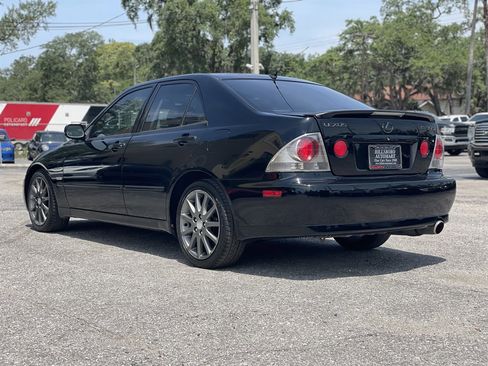 Used 2004 Lexus IS 300 RWD image 11