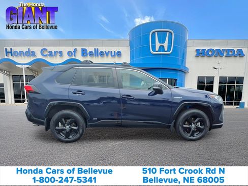 Used 2021 Toyota RAV4 XSE AWD/4WD image 4