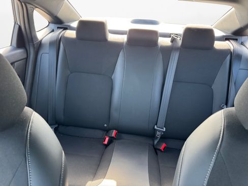 Used 2022 Honda Civic Sport image 12
