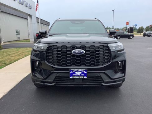 New 2026 Ford Explorer ST-Line AWD/4WD image 3
