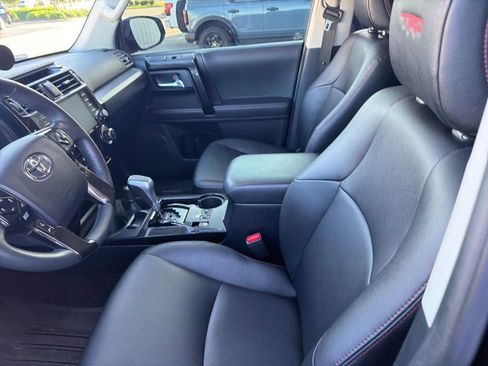 Used 2022 Toyota 4Runner TRD Pro AWD/4WD image 18