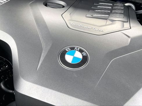 Used 2025 BMW X4 xDrive30i image 34