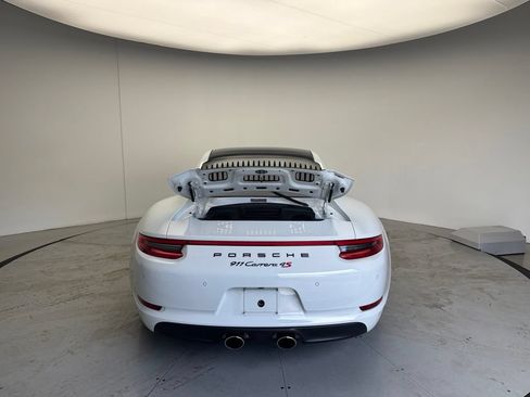 Certified 2017 Porsche 911 Carrera 4S AWD/4WD image 5