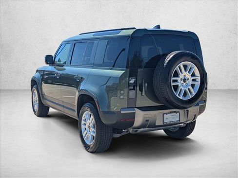 New 2026 Land Rover Defender 110 S image 9