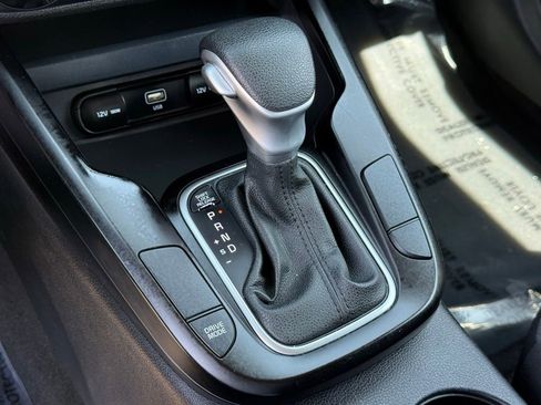Used 2024 Kia Soul LX w/ Option Group 015 FWD image 13