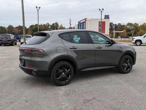 New 2024 Dodge Hornet R/T Plus w/ R/T Blacktop Package image 3