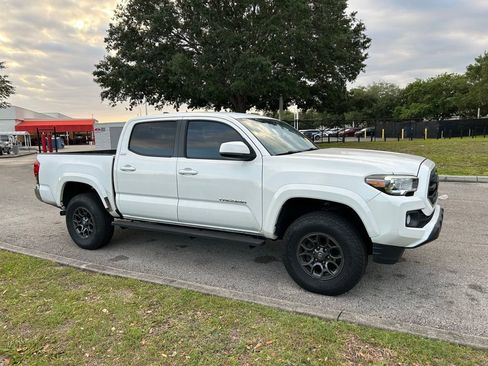 Used 2018 Toyota Tacoma SR5 image 7