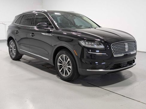 Used 2022 Lincoln Nautilus AWD w/ Premium Package image 6