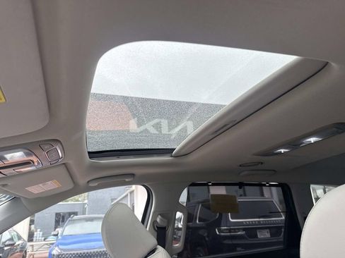 Used 2022 Kia Telluride EX image 22
