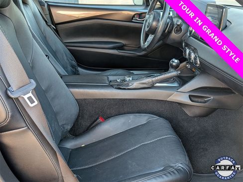 Used 2022 MAZDA MX-5 Miata RF Grand Touring image 24