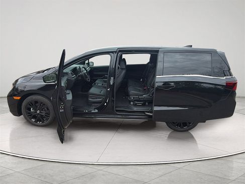 Used 2025 Honda Odyssey Sport-L image 21