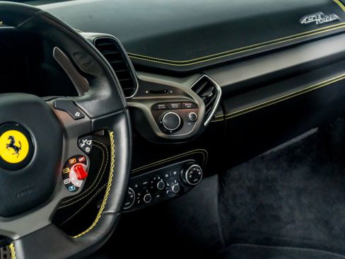 Used 2010 Ferrari 458 Italia Coupe RWD image 20