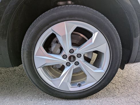 Used 2023 Audi Q5 2.0T Premium Plus w/ Premium Plus Package image 31