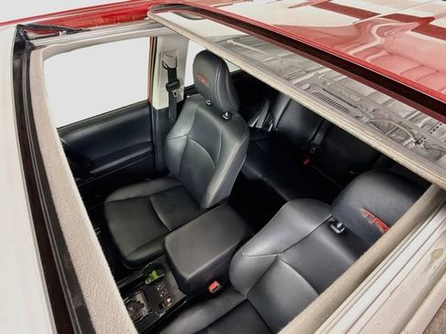 Certified 2023 Toyota 4Runner TRD Off-Road Premium w/ Off Road Premium Plus Package AWD/4WD image 24