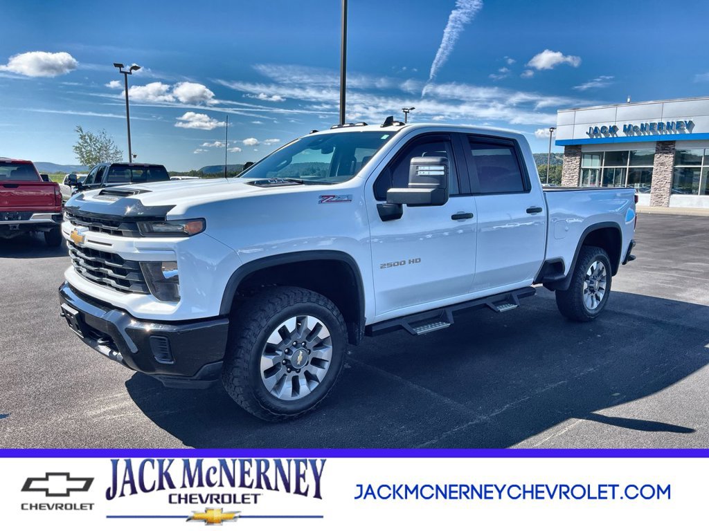 Used 2024 Chevrolet Silverado 2500 Custom w/ Custom Value Package AWD/4WD image 1