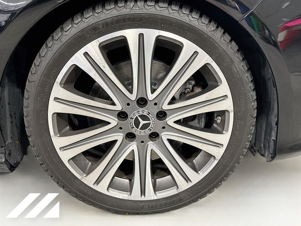 Used 2018 Mercedes-Benz CLA 250 4MATIC image 32
