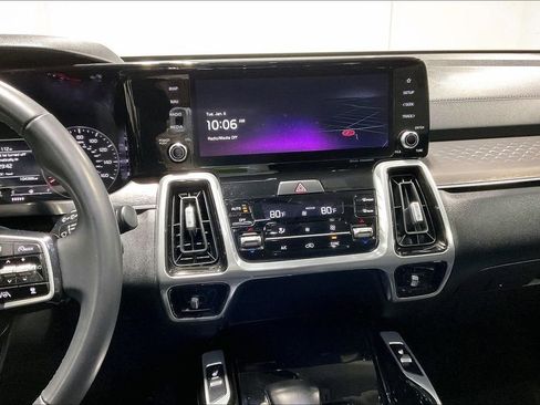 Used 2022 Kia Sorento SX image 8