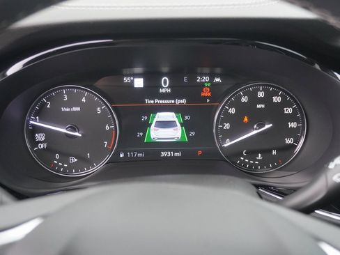 Used 2022 Buick Envision Avenir w/ Safety Package image 21