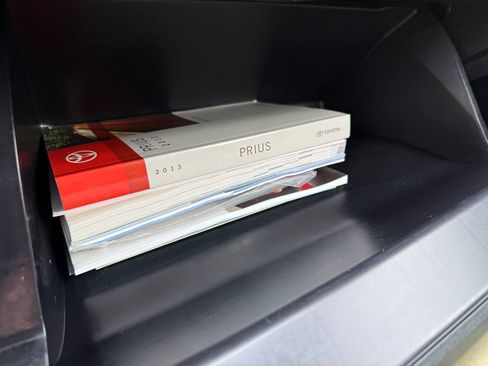 Used 2013 Toyota Prius Prius II image 30