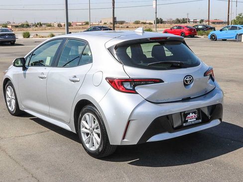Used 2024 Toyota Corolla SE w/ SE Package FWD image 8