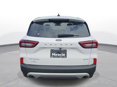 Used 2025 Ford Escape Active AWD/4WD image 6