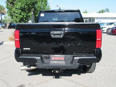 Used 2025 Toyota Tacoma SR5 RWD image 6