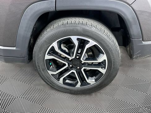 Certified 2024 Jeep Compass Limited AWD/4WD image 41