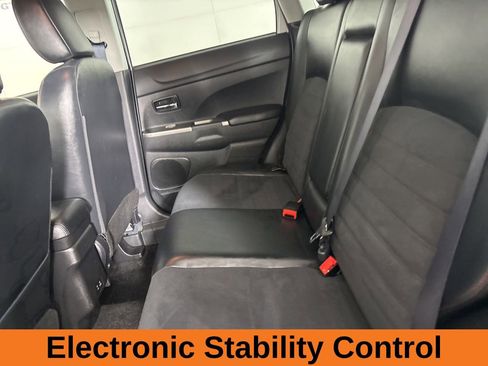 Used 2024 Mitsubishi Outlander Sport SE image 18