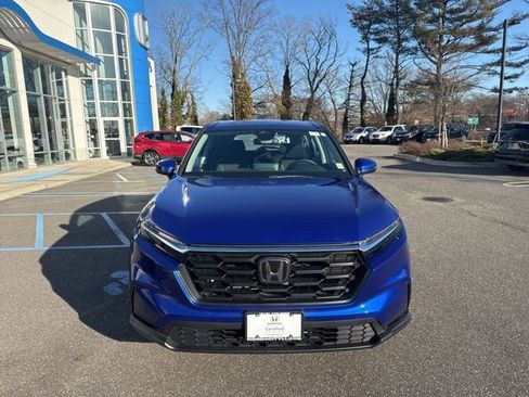 Used 2023 Honda CR-V LX image 3