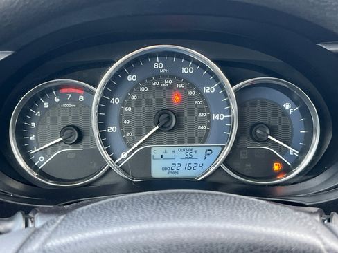 Used 2015 Toyota Corolla LE image 21