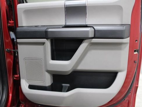 Used 2018 Ford F150 XLT w/ Equipment Group 302A Luxury AWD/4WD image 28
