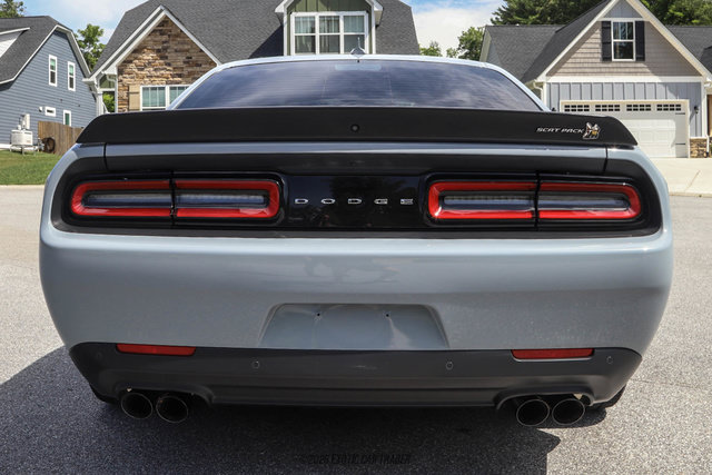 Used 2021 Dodge Challenger R/T Scat Pack RWD image 6