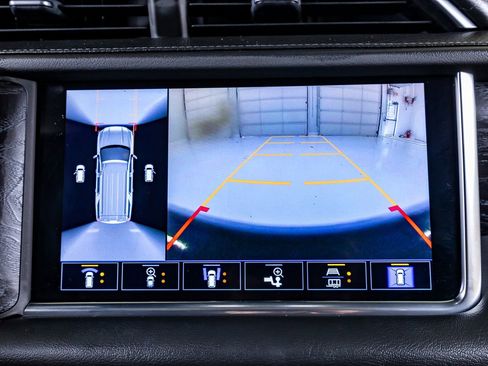 Used 2021 GMC Yukon Denali w/ LPO, Illumination Package AWD/4WD image 25