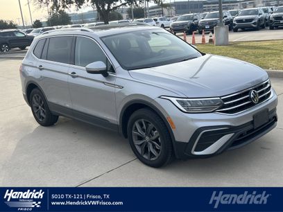 Certified 2023 Volkswagen Tiguan SE w/ Panoramic Sunroof Package