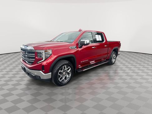 Certified 2024 GMC Sierra 1500 SLT w/ SLT Premium Plus Package AWD/4WD image 4