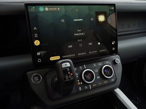 New 2026 Land Rover Defender 130 X-Dynamic SE AWD/4WD image 22