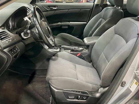 Used 2011 Suzuki Kizashi Sport GTS image 12