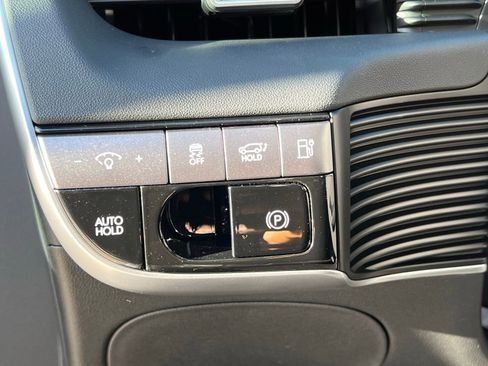 New 2026 Hyundai Ioniq 5 SEL image 26