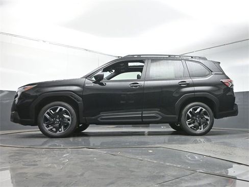 New 2025 Subaru Forester Limited image 38