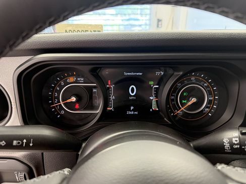 Certified 2026 Jeep Wrangler Unlimited Sport AWD/4WD image 25