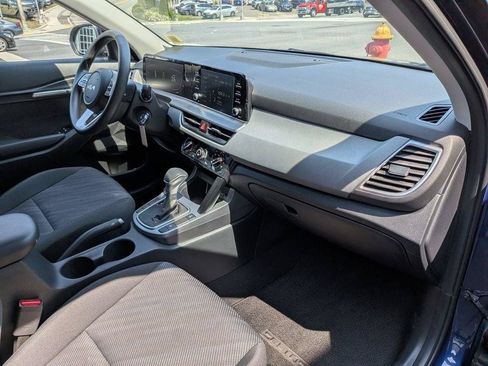 Certified 2025 Kia Seltos LX AWD/4WD image 23