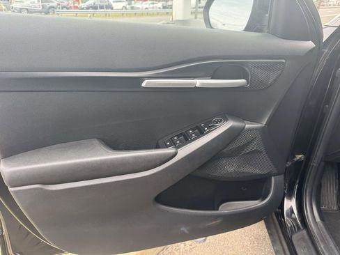 Used 2022 Kia Seltos LX image 14