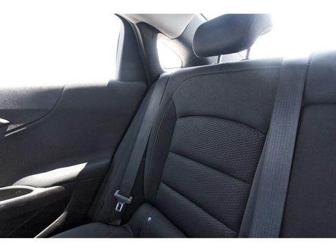 Used 2023 Chevrolet Malibu LT FWD image 14