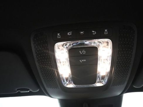 Used 2025 Mercedes-Benz GLA 250 4MATIC image 26